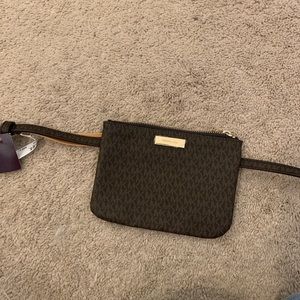 MICHAEL KORS BELT BAG